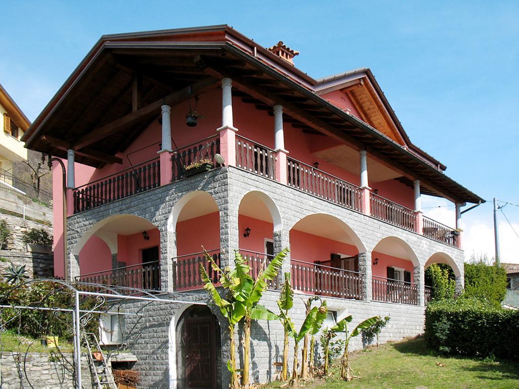 Residence Casa Rosa Gera Lario Exteriör bild